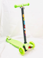 Load image into Gallery viewer, Kids 3 Wheel Scooter with LED Motion Lights Green Age 4+ HALF PRICE
