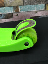 Load image into Gallery viewer, Kids 3 Wheel Scooter with LED Motion Lights Green Age 4+ HALF PRICE